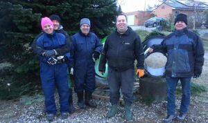 Familien Sommer i Sommersminde fæld selv juletræsplantage